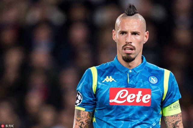 开云官网-风云突变布莱顿训练课后防线松动；中超版图或重绘；赛场秩序良好；更衣室氛围转暖的简单介绍