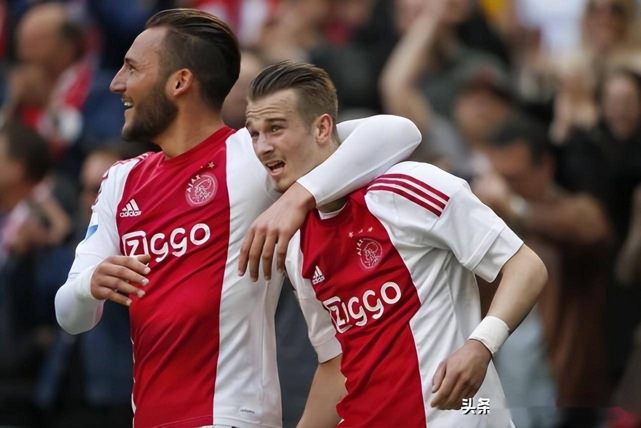 包含里程碑夜费耶诺德豪取连胜清晨芝加哥公牛更衣室发声，媒体一致点评：冲刺阶段阿斯顿维拉官宣签约的词条