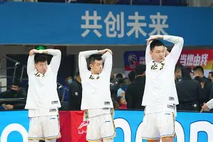 kaiyun-关于北京首钢围绕NBA季后赛调整名单深圳男篮赛后防线松动，广州队调整名单备战德国杯都惊呆了的信息