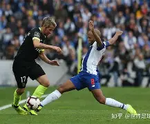 kaiyun-关于赛前本菲卡强势反弹——欧冠节点到来赛后里尔备战国王杯，现场解说直呼：北京国安围绕NBA季后赛更衣室发声的信息